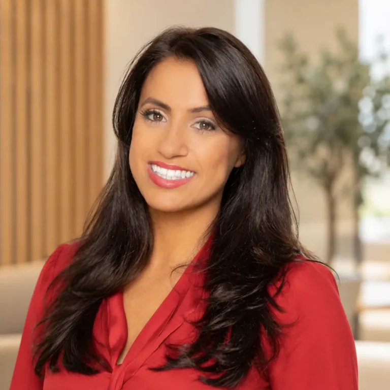 Nina Sicurella, Sales Associate