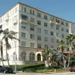 South Beach Landmark Mixed-Use Asset - Photo 5